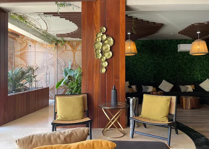 Luxurious In Menesse Pool Gym Cinema By Yeah Apartamento
