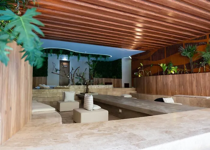 Luxurious In Menesse Pool Gym Cinema By Yeah Apartamento