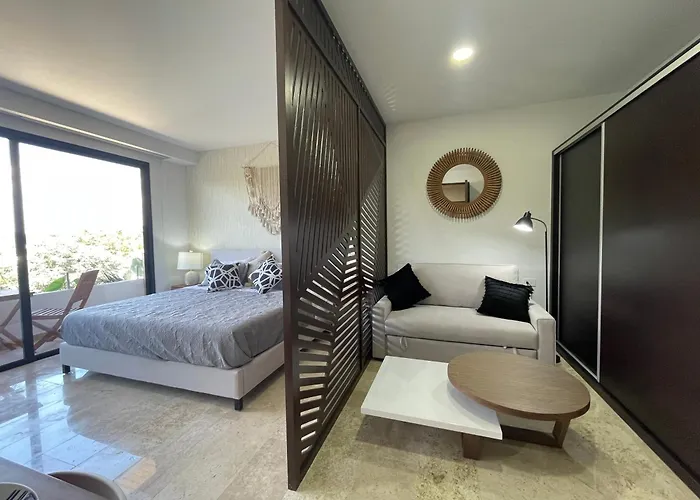 Luxurious In Menesse Pool Gym Cinema By Yeah Apartamento